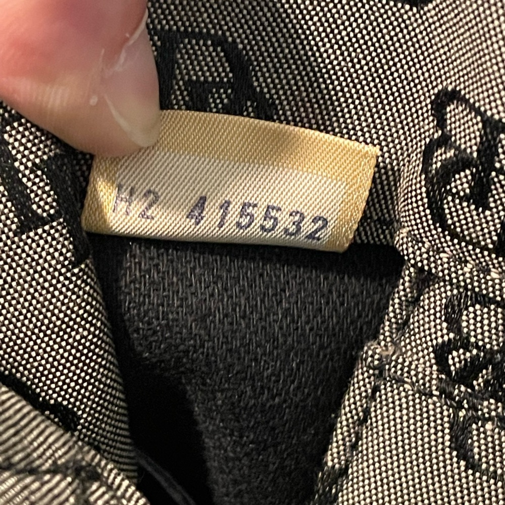 Dooney & Bourke Tote - Picture 9 of 16